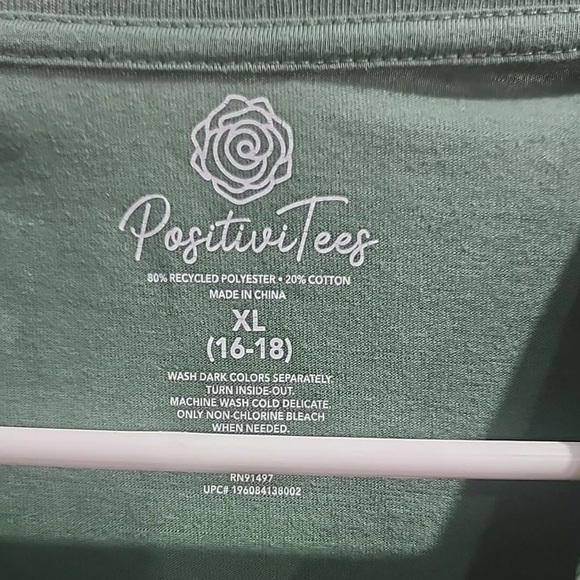 PositiviTees Women's Fall Graphic T-Shirt, Seasonal Short Sleeve Tee, Sizes-XL - Picture 4 of 4